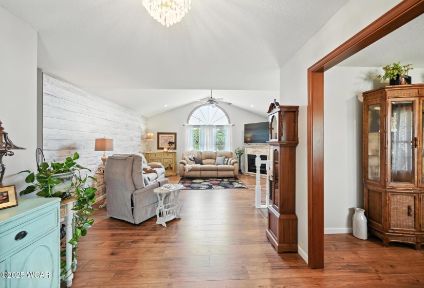 592 Gardenview Circle, Lima, Ohio, 3 Bedrooms Bedrooms, ,3 BathroomsBathrooms,Residential,For Sale,Gardenview,307627
