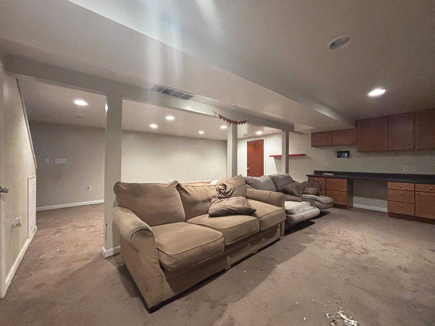 4343 Middle Urbana Road, Springfield, Ohio 45503