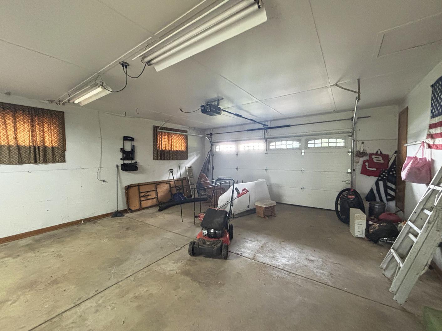 4343 Middle Urbana Road, Springfield, Ohio 45503