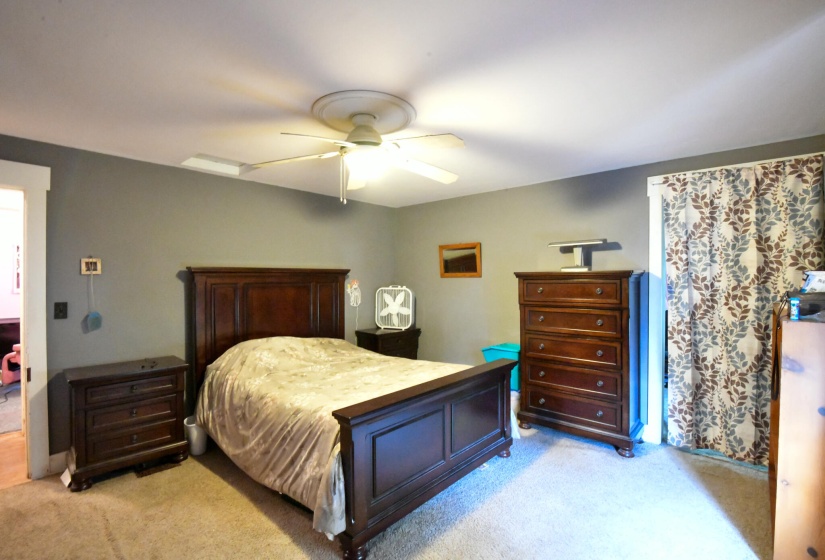 840 Victory Rd-19