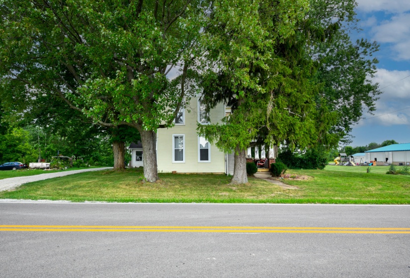 840 Victory Rd-1