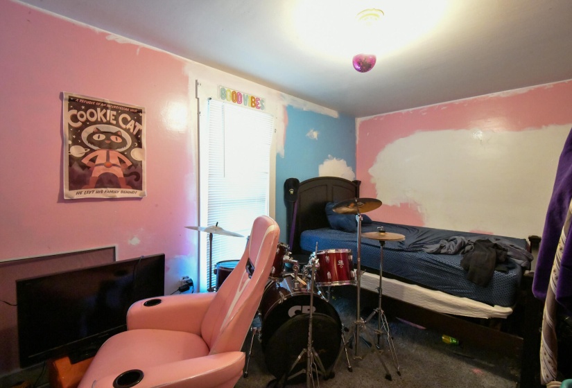 840 Victory Rd-30
