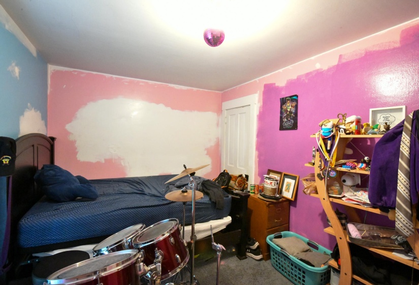 840 Victory Rd-31