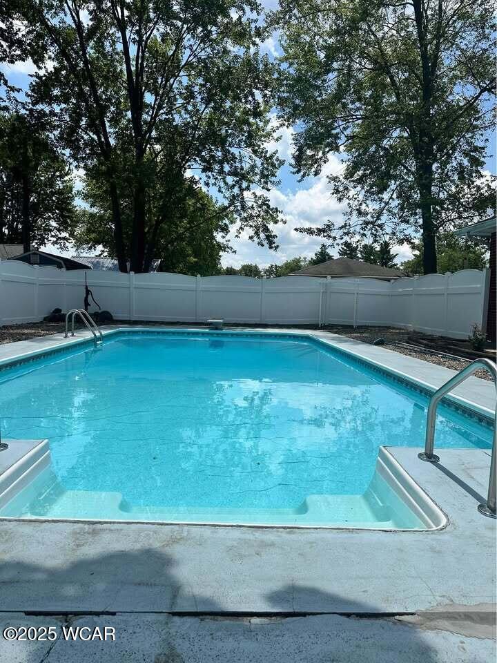 11242 Ottawa Drive, Ottawa, Ohio