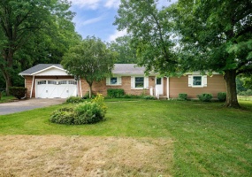 3390 Spence Road, New Carlisle, Ohio 45344, 3 Bedrooms Bedrooms, ,1 BathroomBathrooms,Residential,For Sale,Spence,1040300