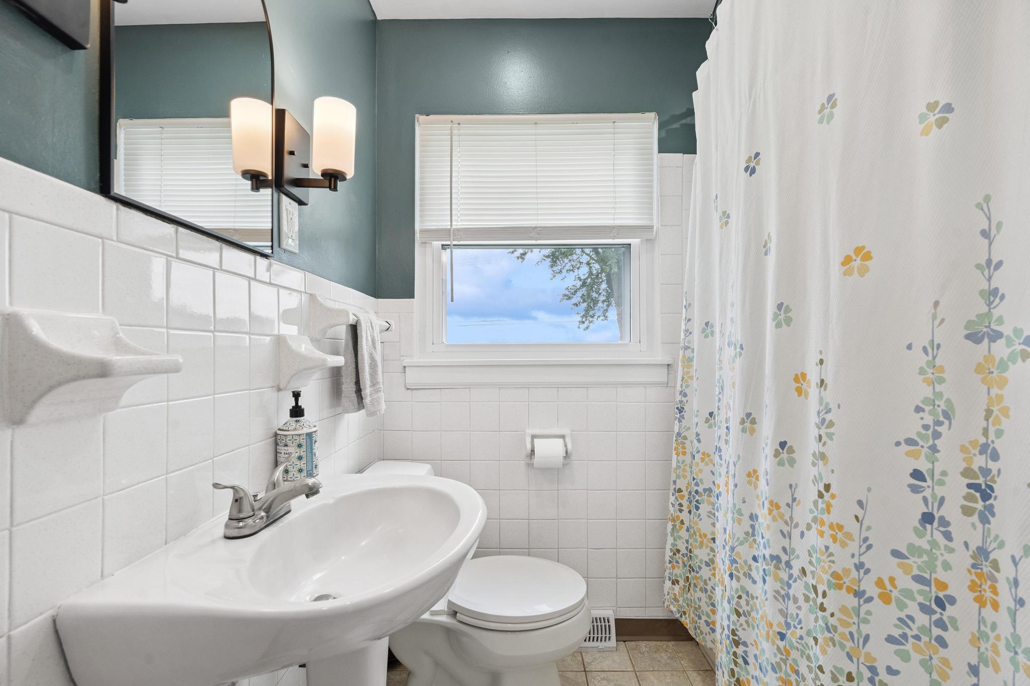 3217 Uplands Drive, Springfield, Ohio 45506