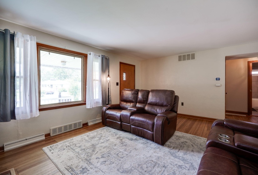 13-web-or-mls-14-sunset-mc-creary-dr