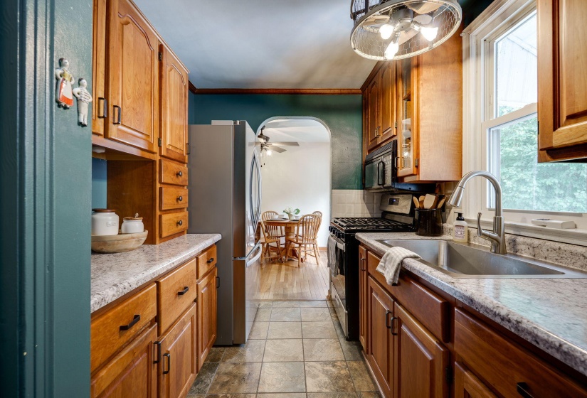 22-web-or-mls-14-sunset-mc-creary-dr