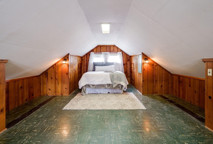 33-web-or-mls-14-sunset-mc-creary-dr