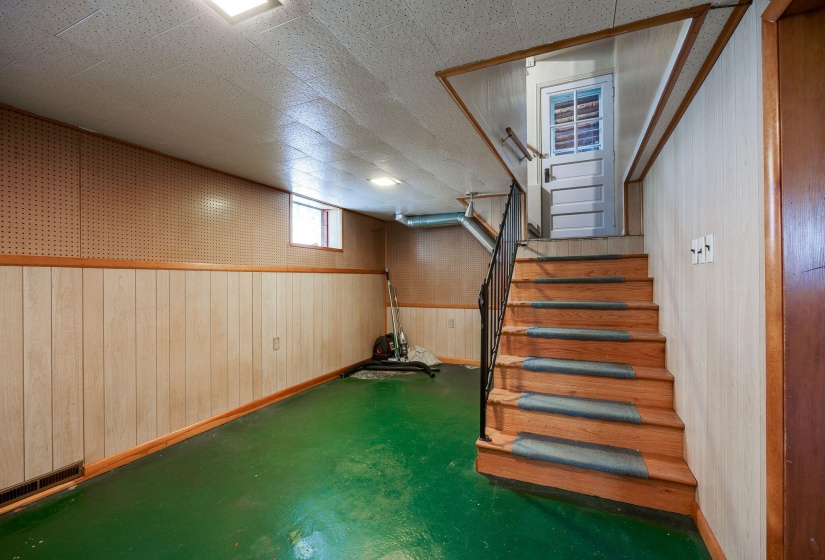 36-web-or-mls-14-sunset-mc-creary-dr