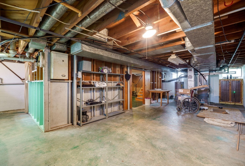 38-web-or-mls-14-sunset-mc-creary-dr
