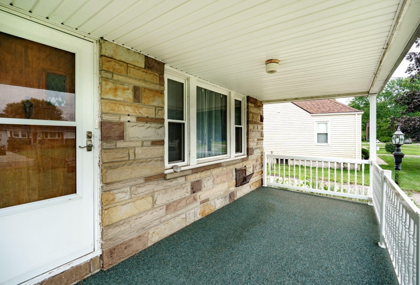 6-web-or-mls-14-sunset-mc-creary-dr