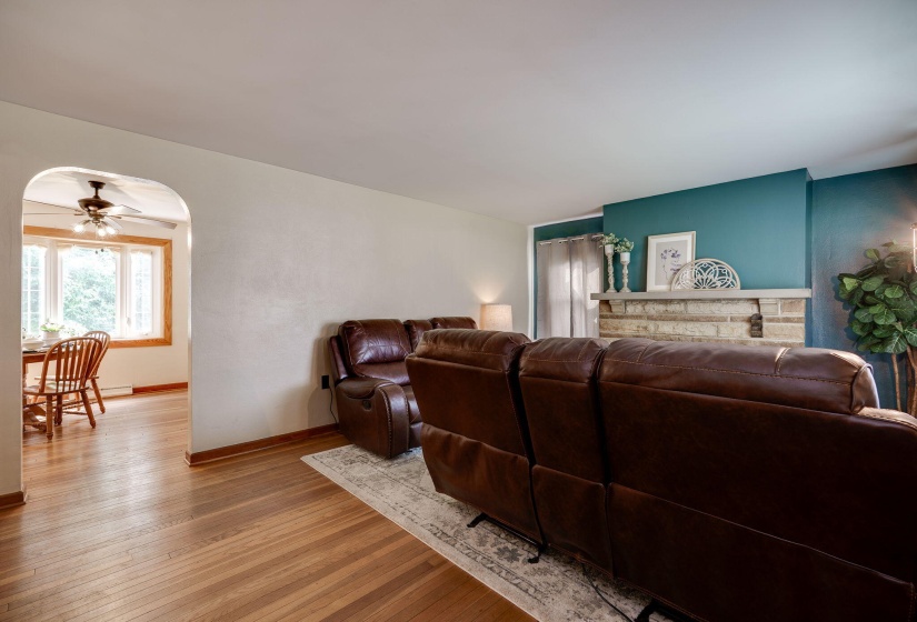 9-web-or-mls-14-sunset-mc-creary-dr