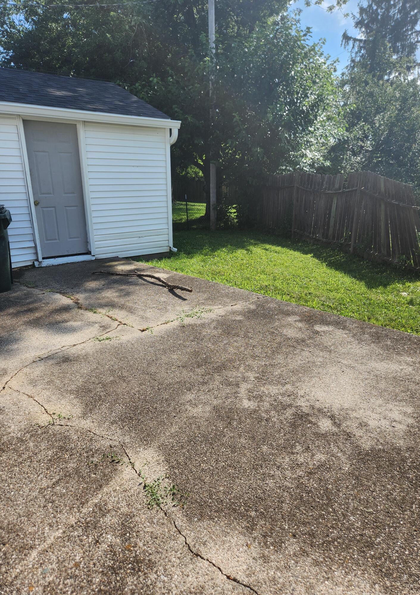 4431 Wolf Road, Dayton, Ohio 45416