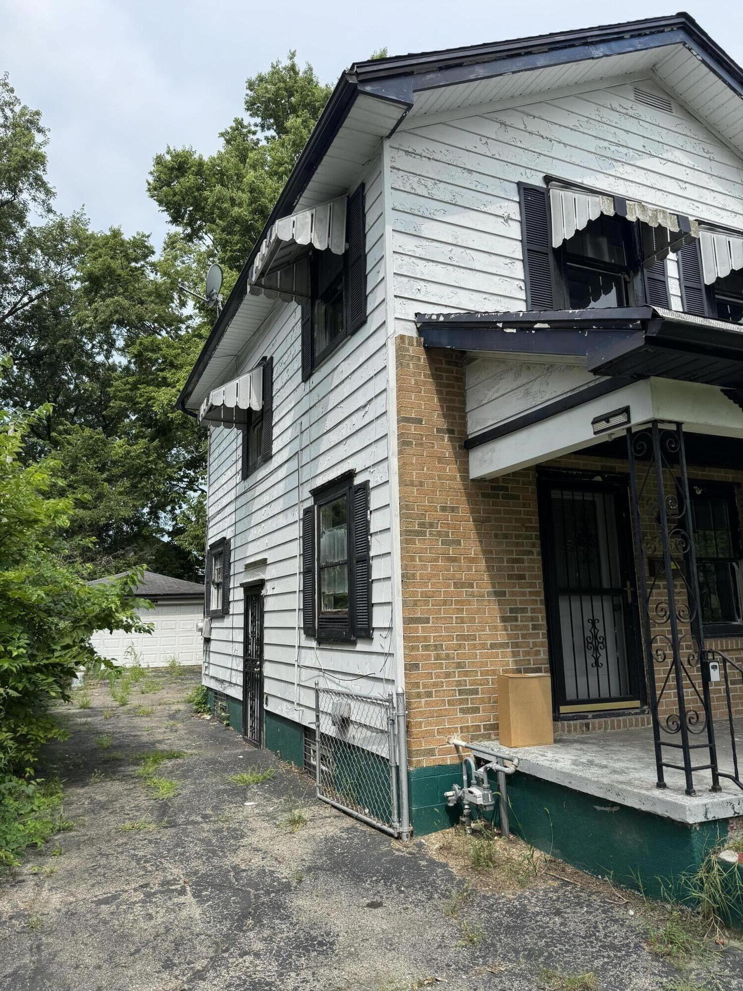 555 Cedarhurst Avenue, Dayton, Ohio 45402