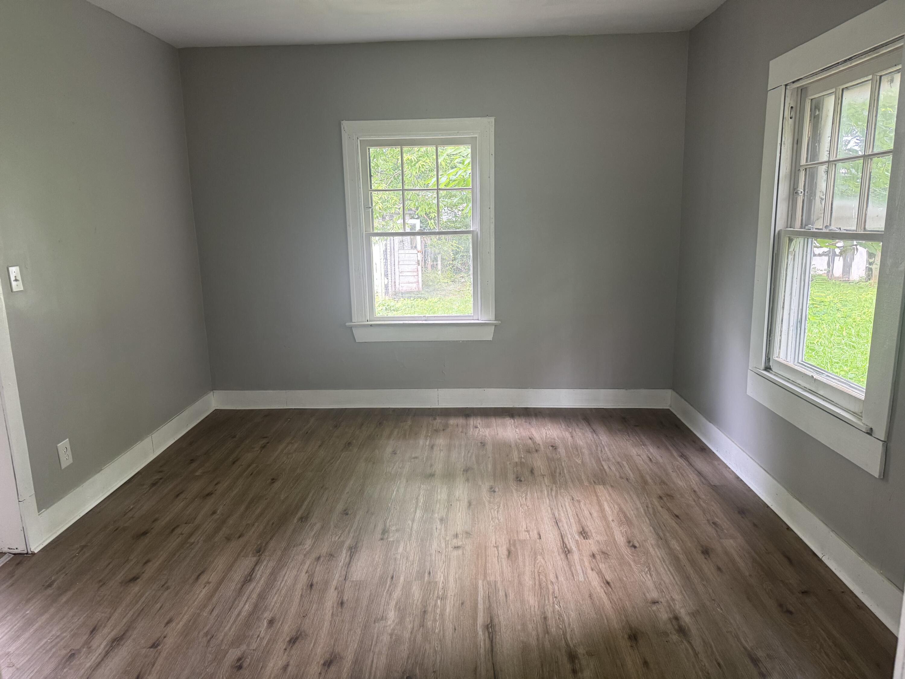 555 Cedarhurst Avenue, Dayton, Ohio 45402