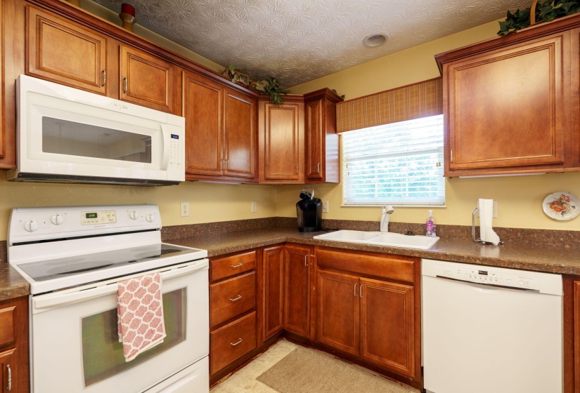 23-web-or-mls-1665-primrose-ln