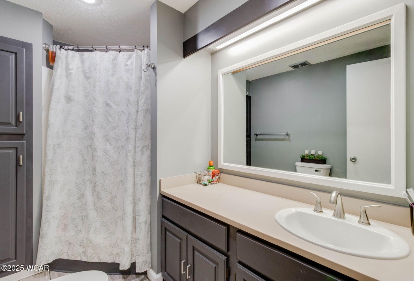 4901 Hummingbird Street, Lima, Ohio, 3 Bedrooms Bedrooms, ,2 BathroomsBathrooms,Residential,For Sale,Hummingbird,307714