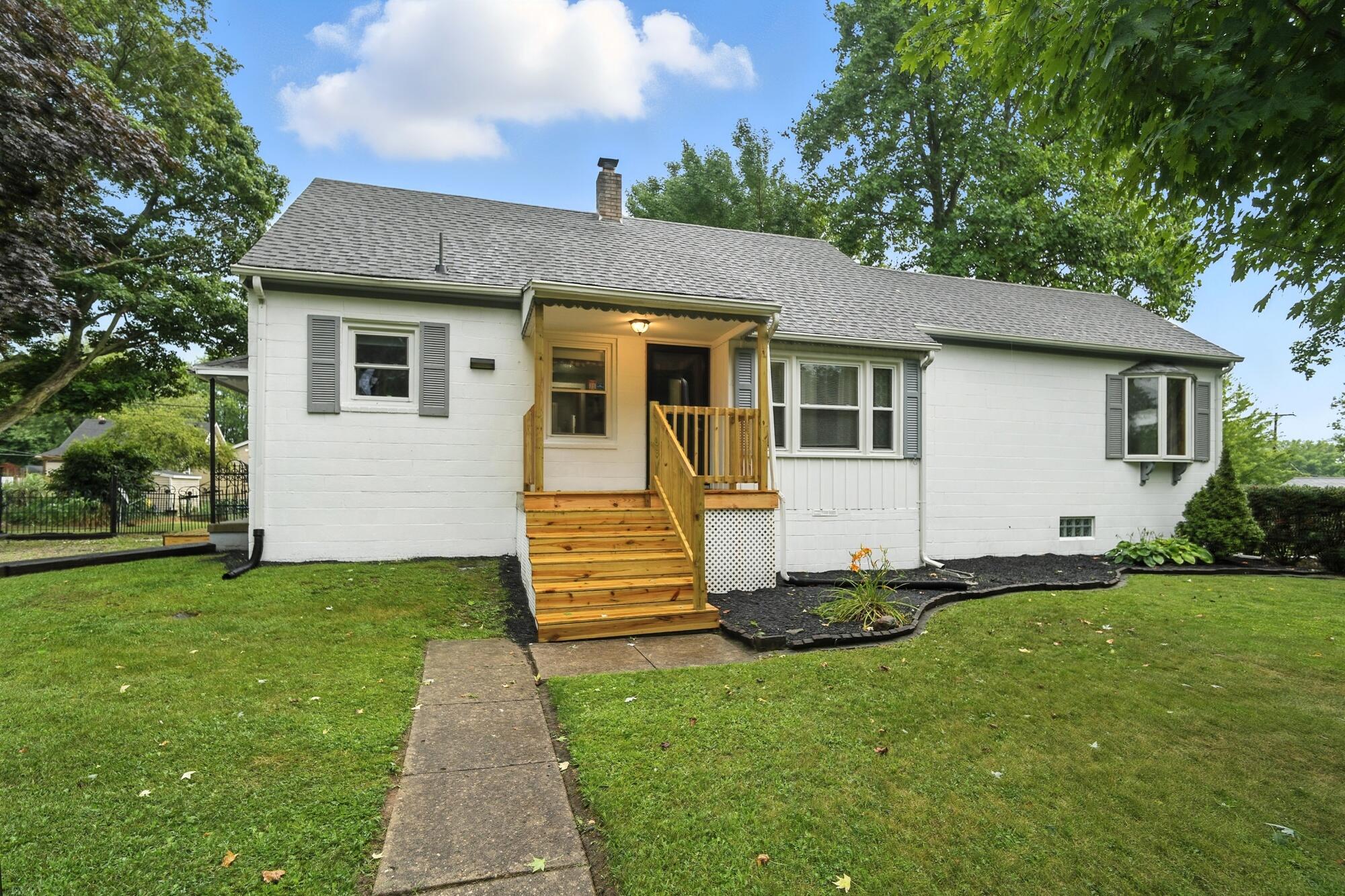 224 Downey Drive, Springfield, Ohio 45504