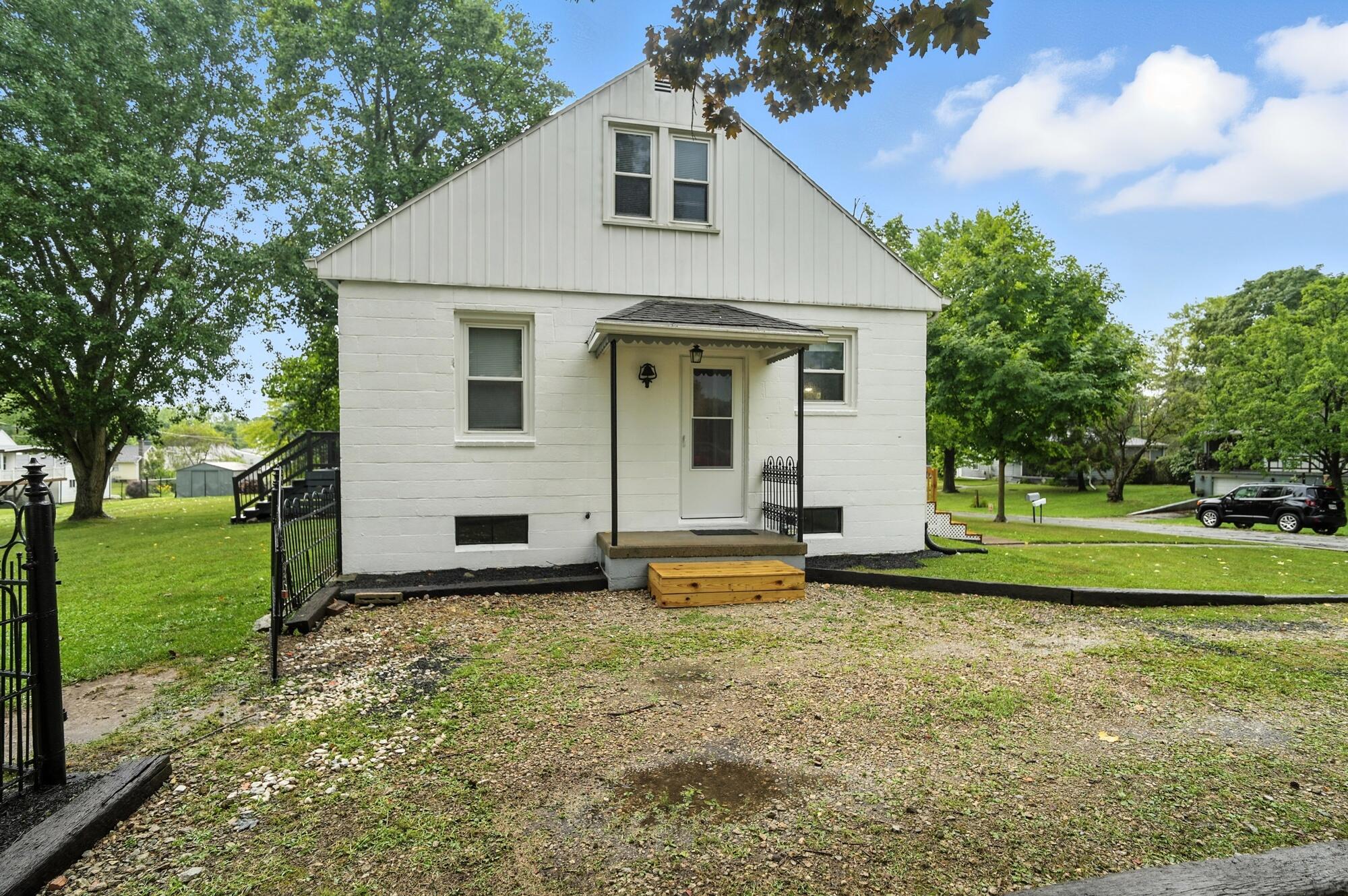 224 Downey Drive, Springfield, Ohio 45504