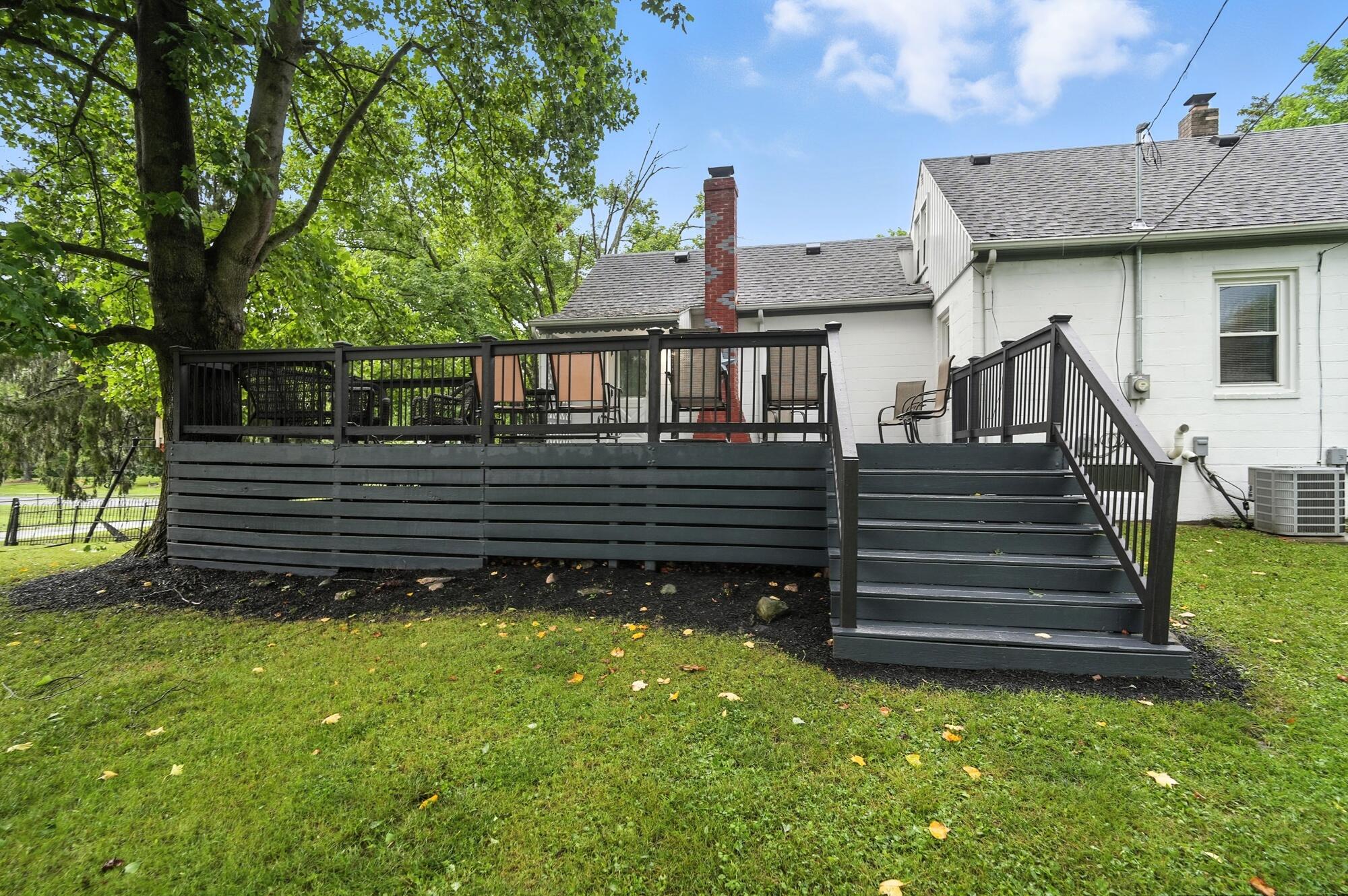 224 Downey Drive, Springfield, Ohio 45504