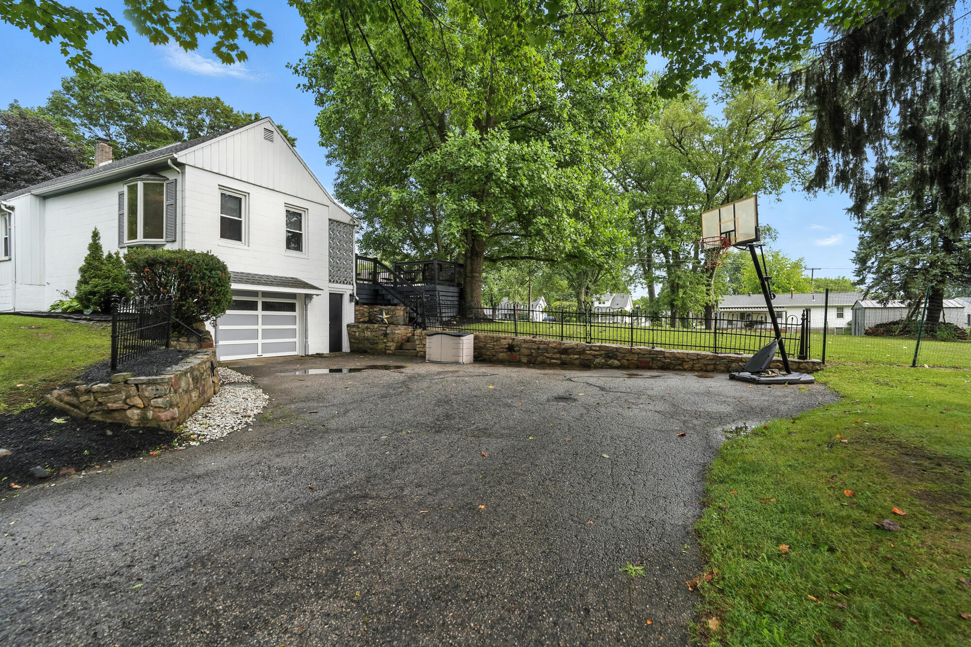 224 Downey Drive, Springfield, Ohio 45504