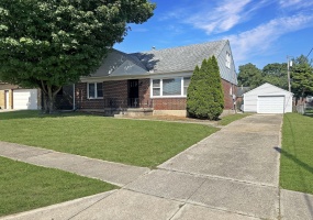1720 Shelby Drive, Springfield, Ohio 45504, 4 Bedrooms Bedrooms, ,1 BathroomBathrooms,Residential,For Sale,Shelby,1040314