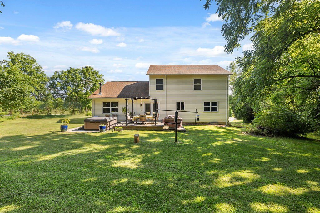 7664 Zimmerman Road, Saint Paris, Ohio 43072