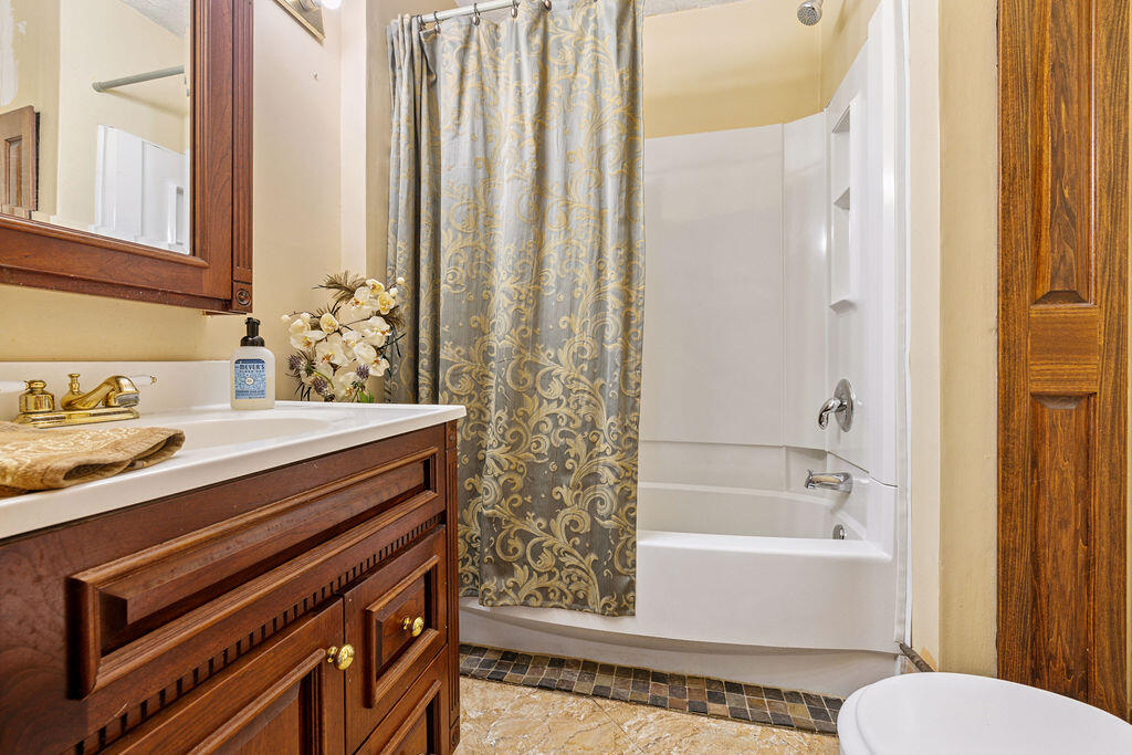 7664 Zimmerman Road, Saint Paris, Ohio 43072