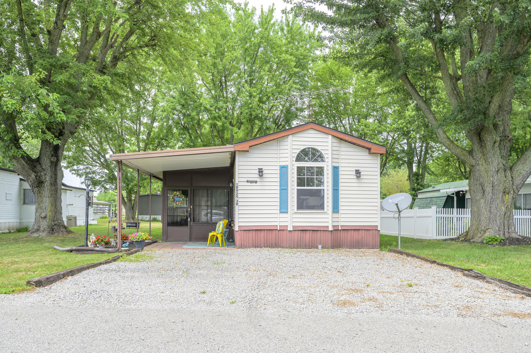 10925 Pine Circle, Lakeview, Ohio 43331