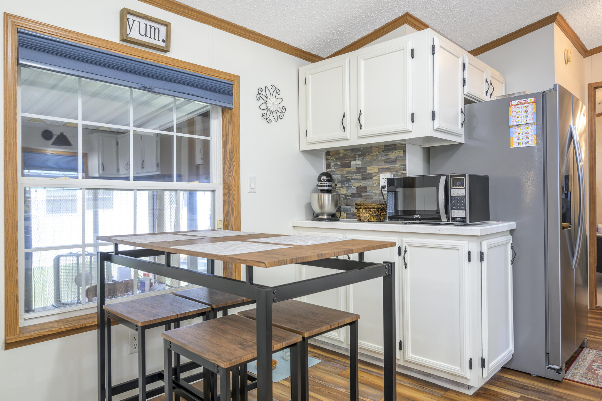 10925 Pine Circle, Lakeview, Ohio 43331