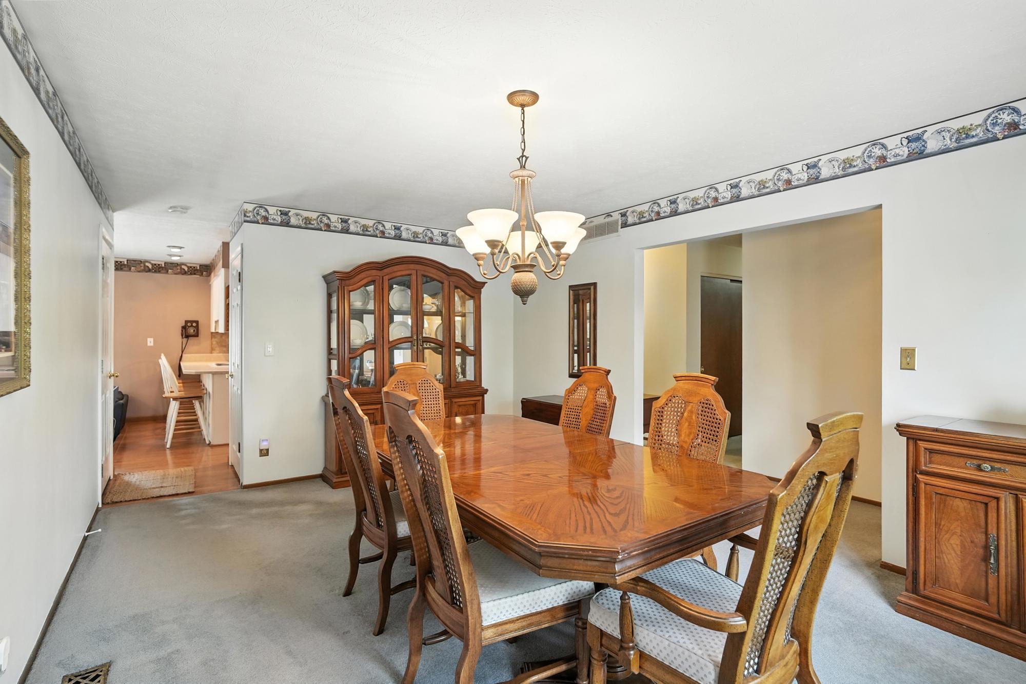 825 Merry John Drive, Miamisburg, Ohio 45342
