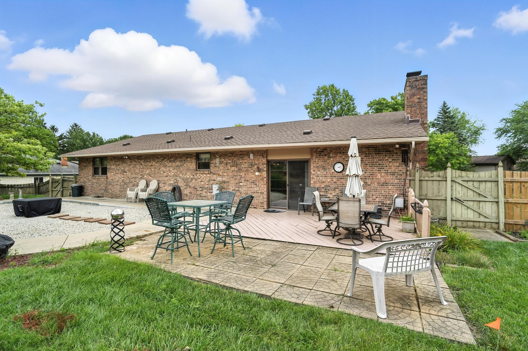 825 Merry John Drive, Miamisburg, Ohio 45342