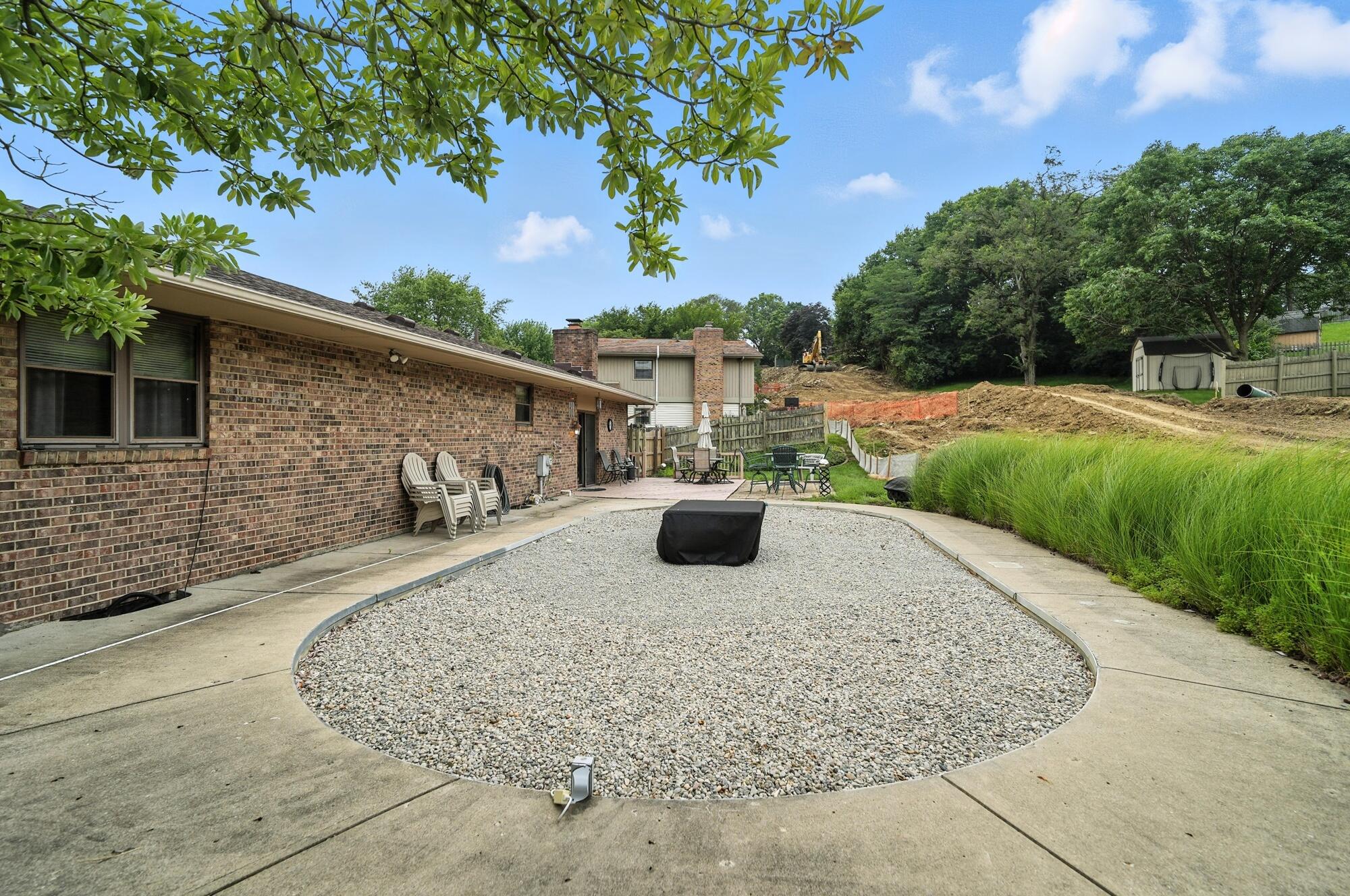 825 Merry John Drive, Miamisburg, Ohio 45342