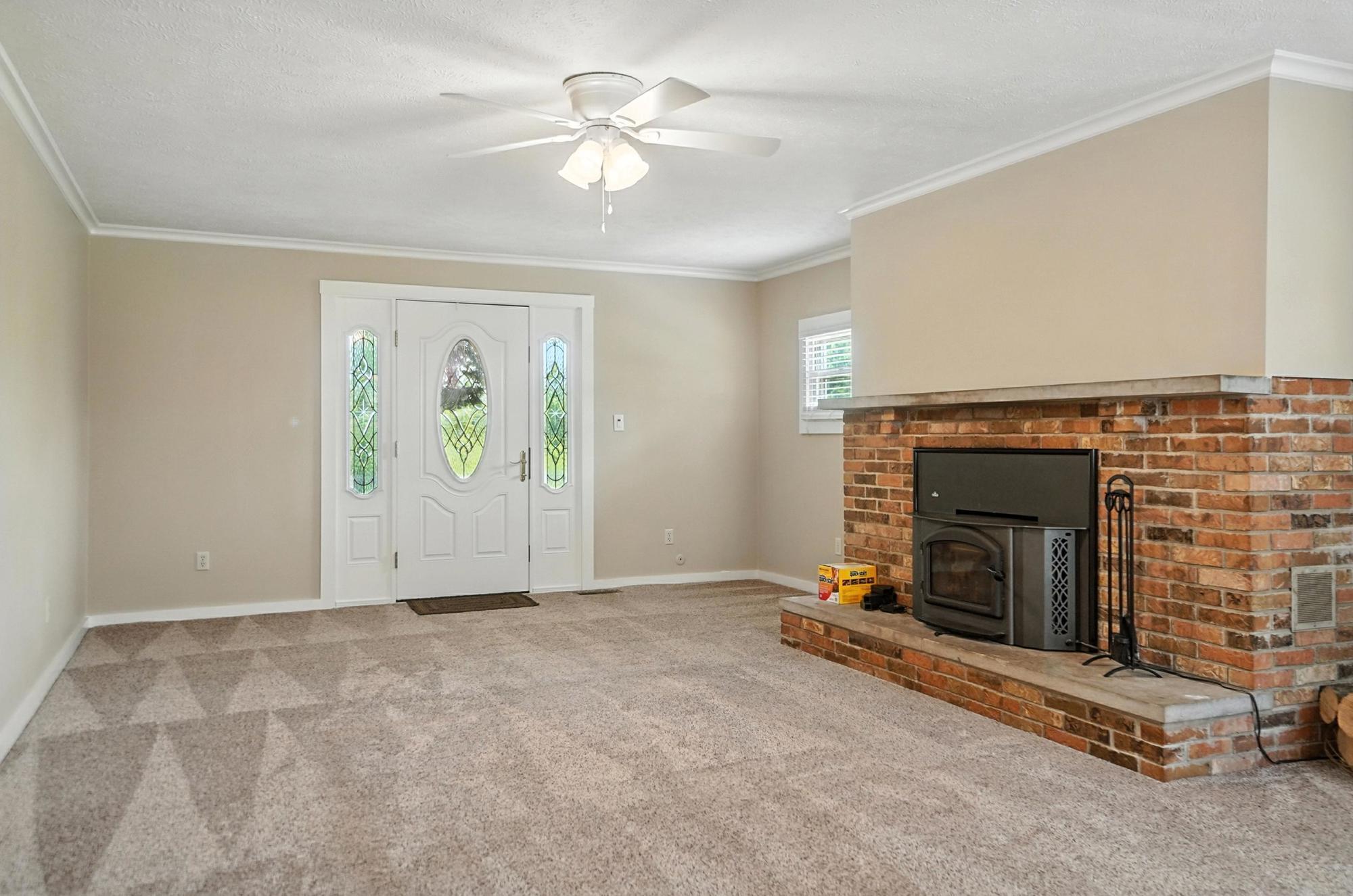 4129 New Carlisle Pike, Springfield, Ohio 45504