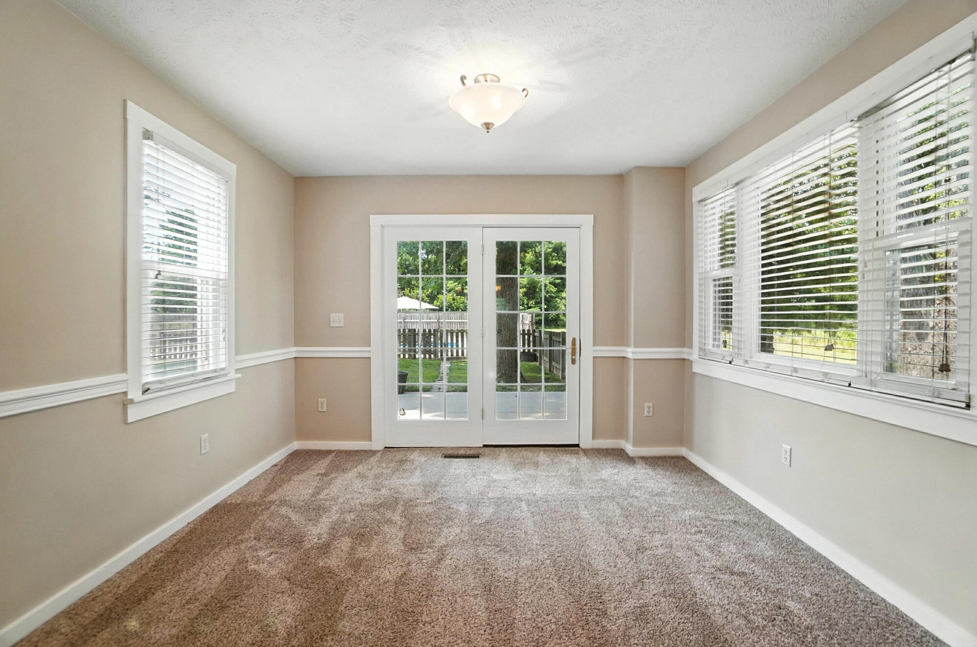 4129 New Carlisle Pike, Springfield, Ohio 45504