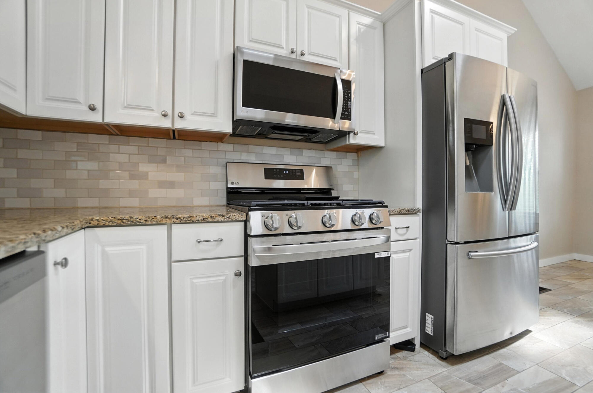 4129 New Carlisle Pike, Springfield, Ohio 45504
