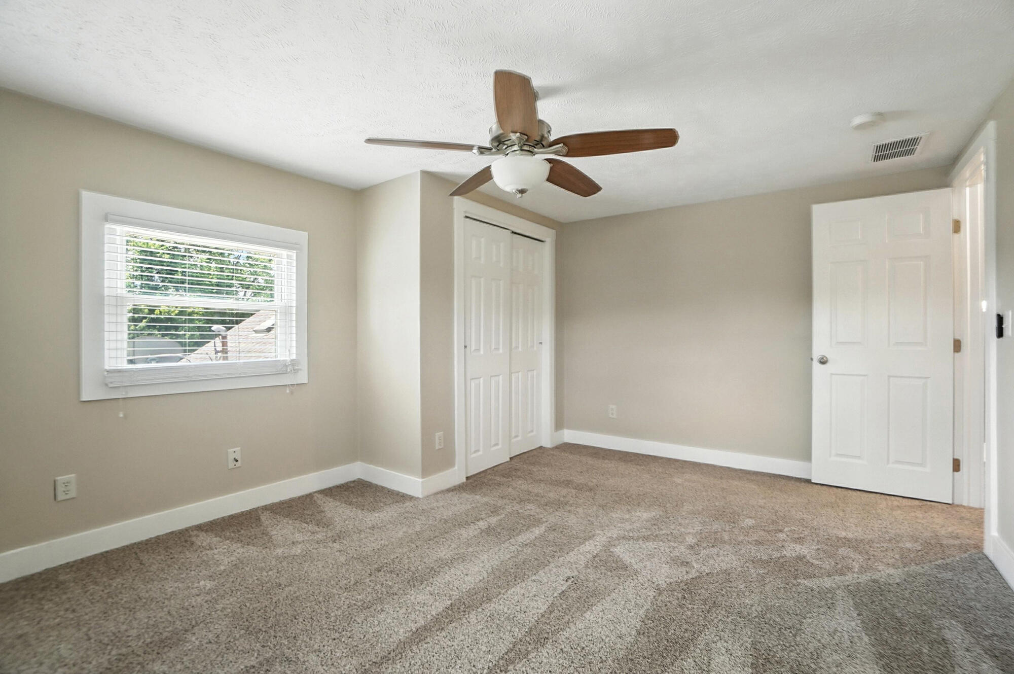 4129 New Carlisle Pike, Springfield, Ohio 45504