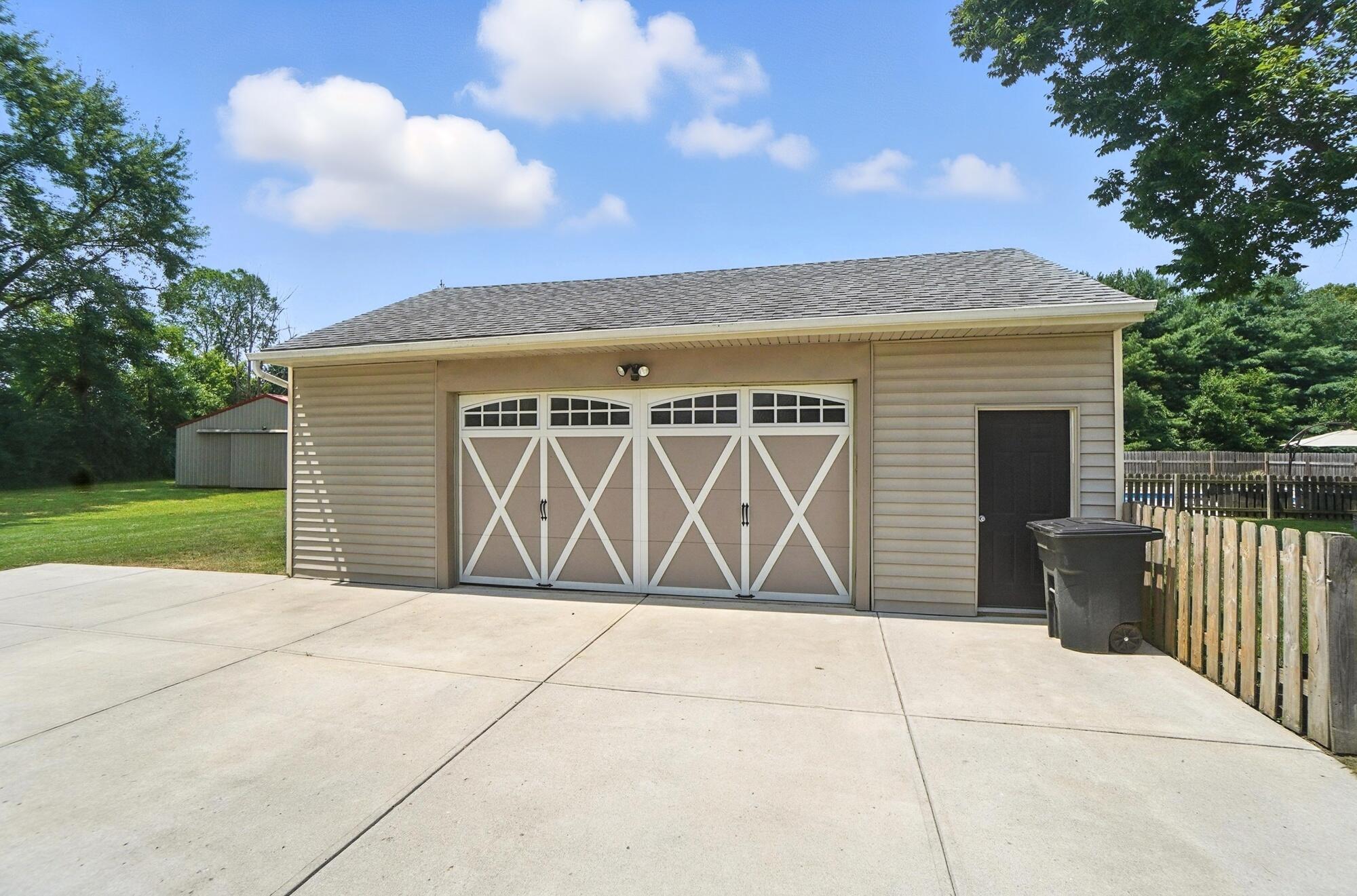 4129 New Carlisle Pike, Springfield, Ohio 45504