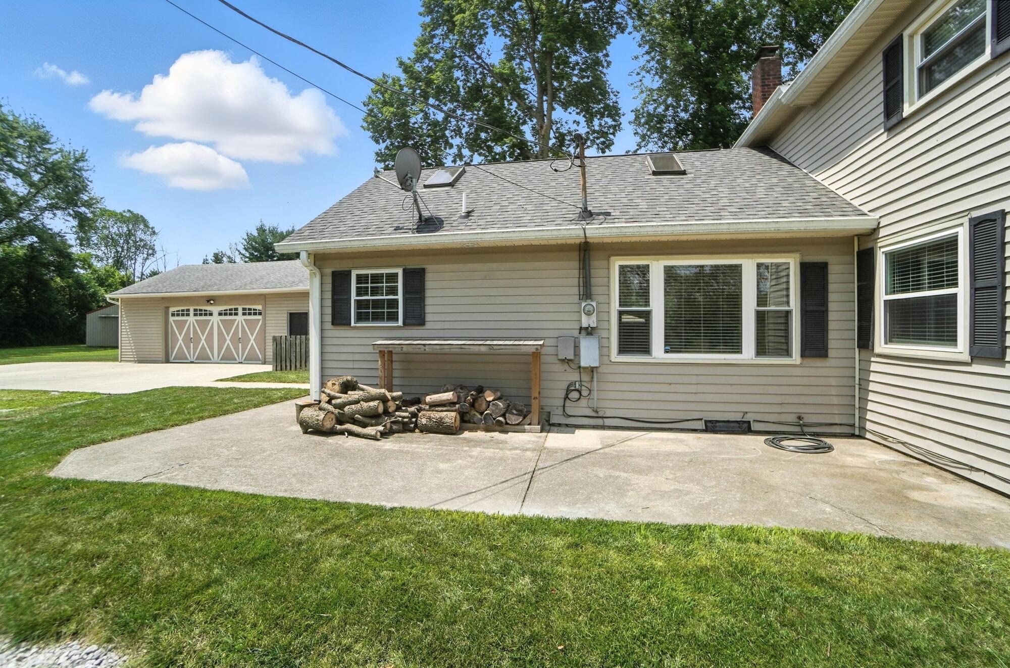 4129 New Carlisle Pike, Springfield, Ohio 45504