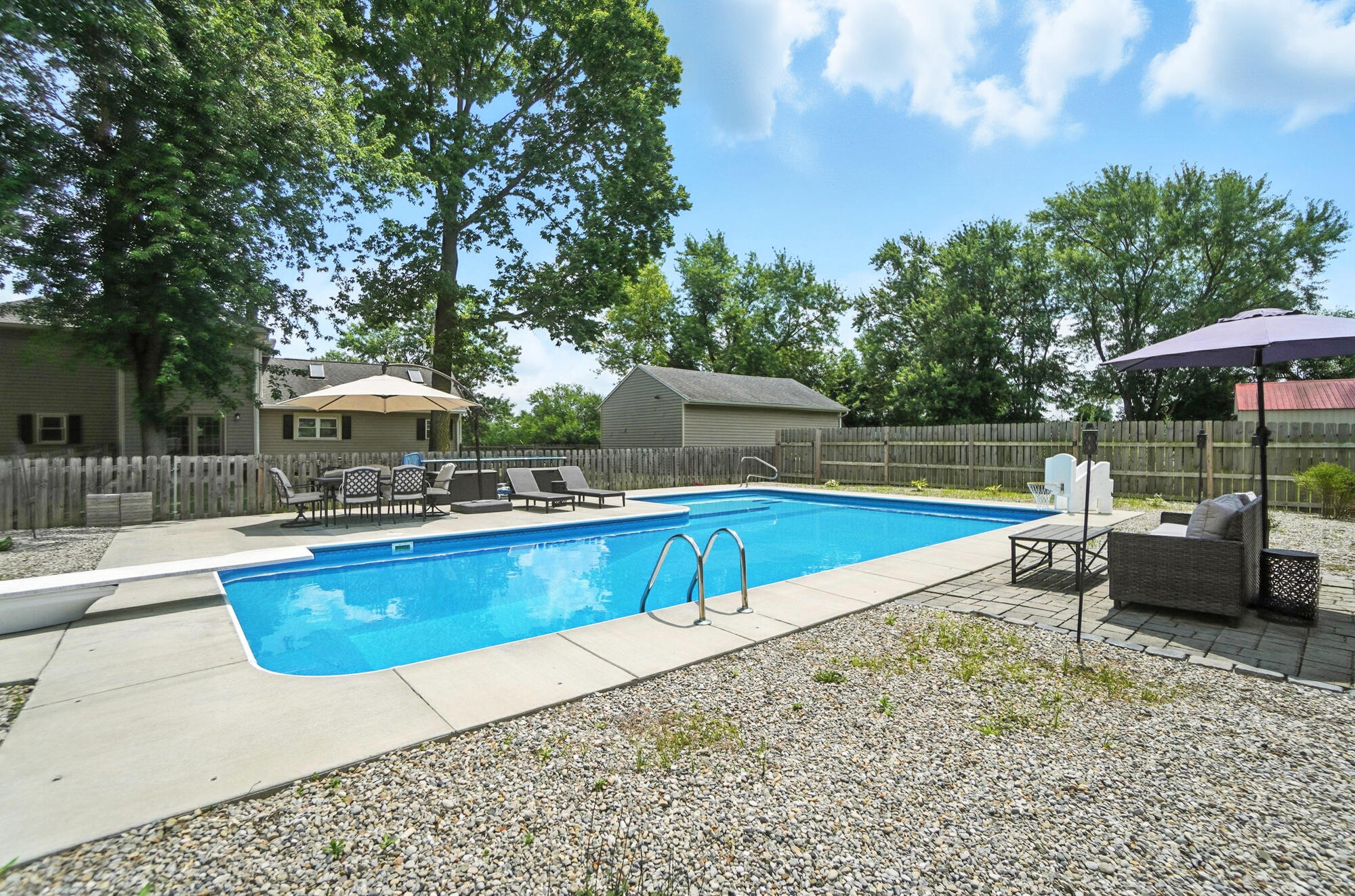 4129 New Carlisle Pike, Springfield, Ohio 45504