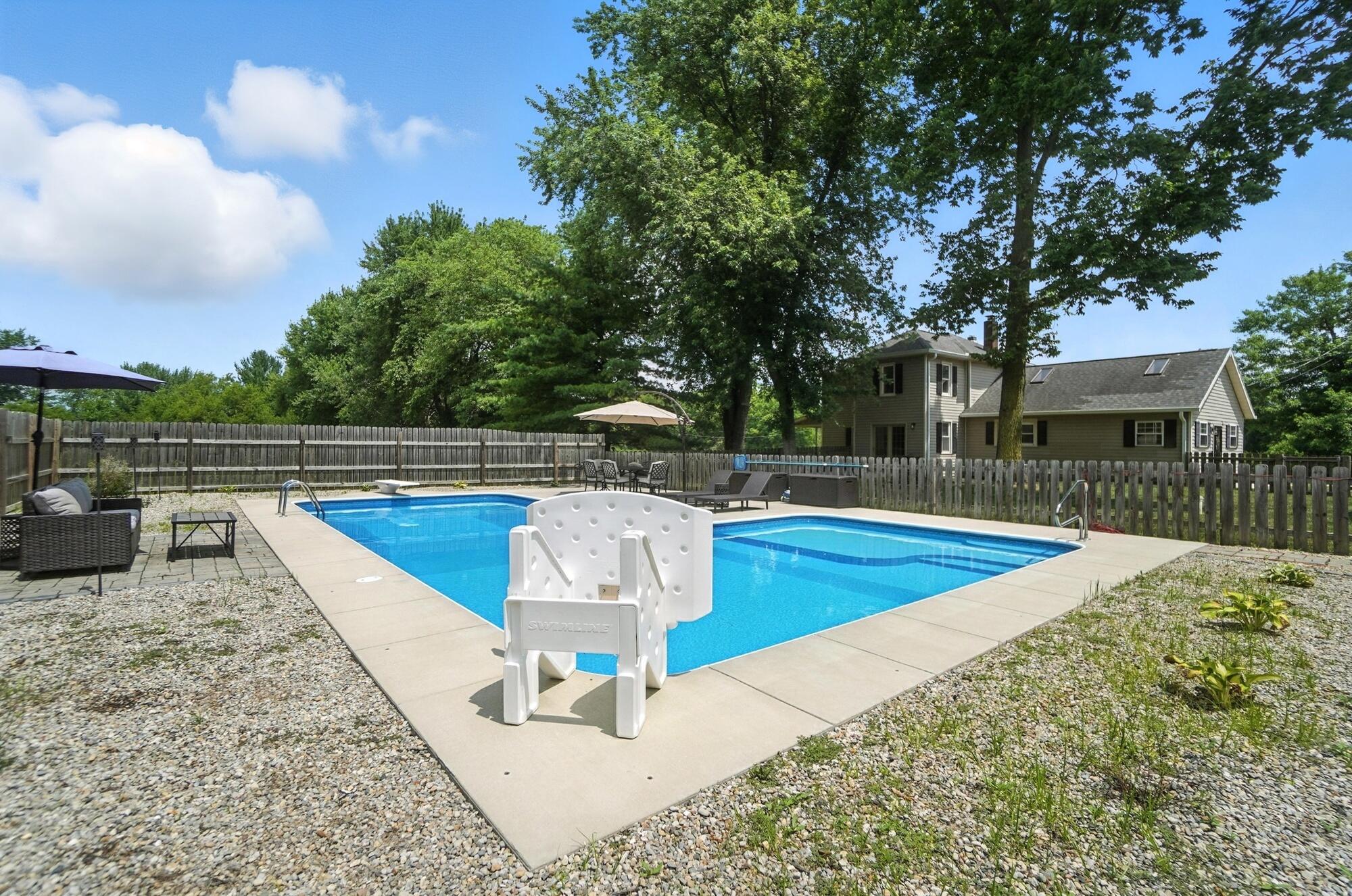 4129 New Carlisle Pike, Springfield, Ohio 45504