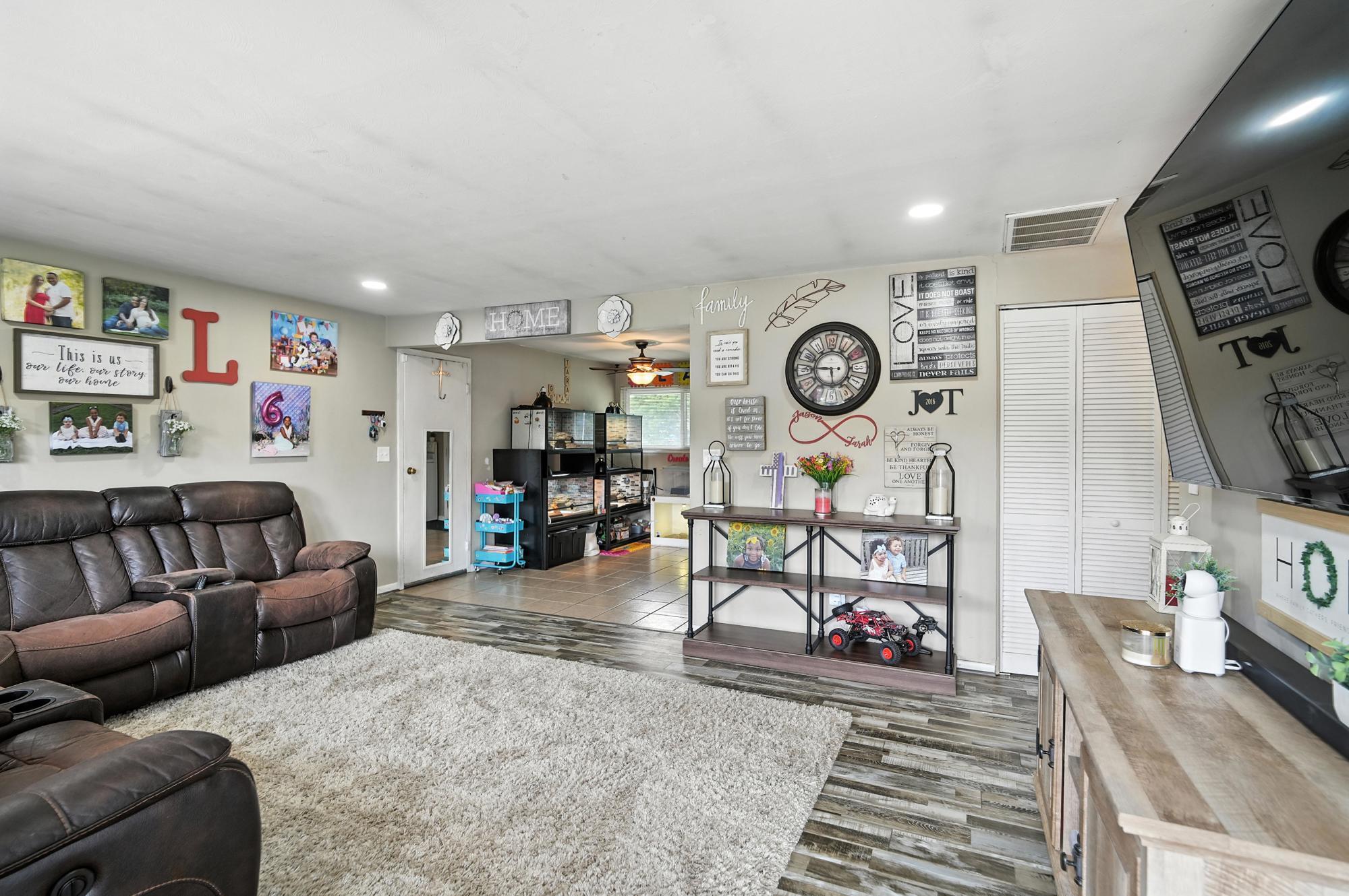 5480 Harshmmanville, Huber Heights, Ohio 45424