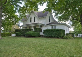 450 Loy Road, Piqua, Ohio 45356, 4 Bedrooms Bedrooms, ,2 BathroomsBathrooms,Residential,For Sale,Loy,1040334