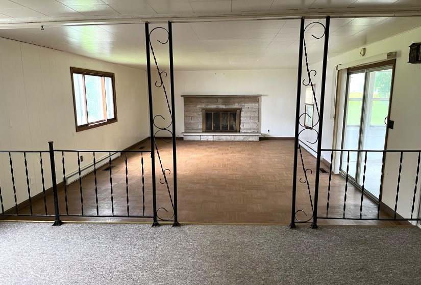 FAMILYROOM 2