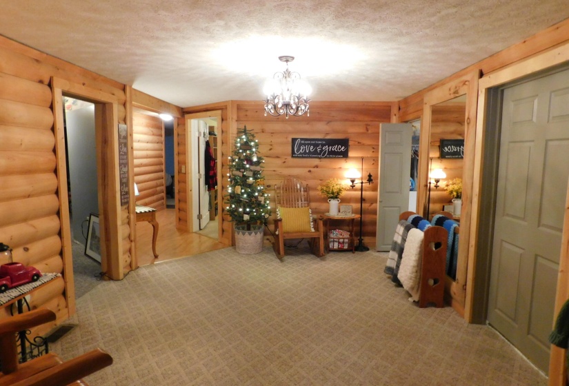Hallway/Foyer