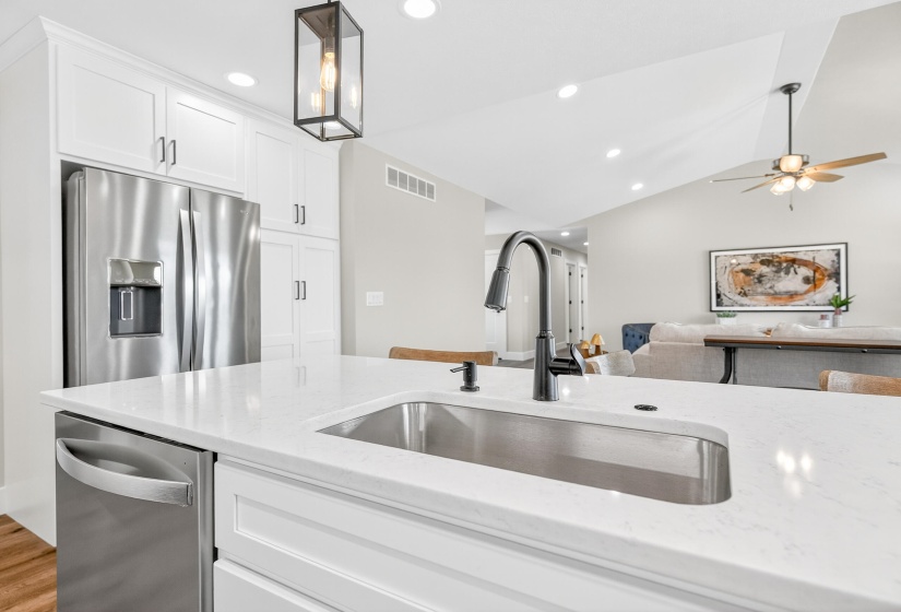 102 Camdyn, Anna-20