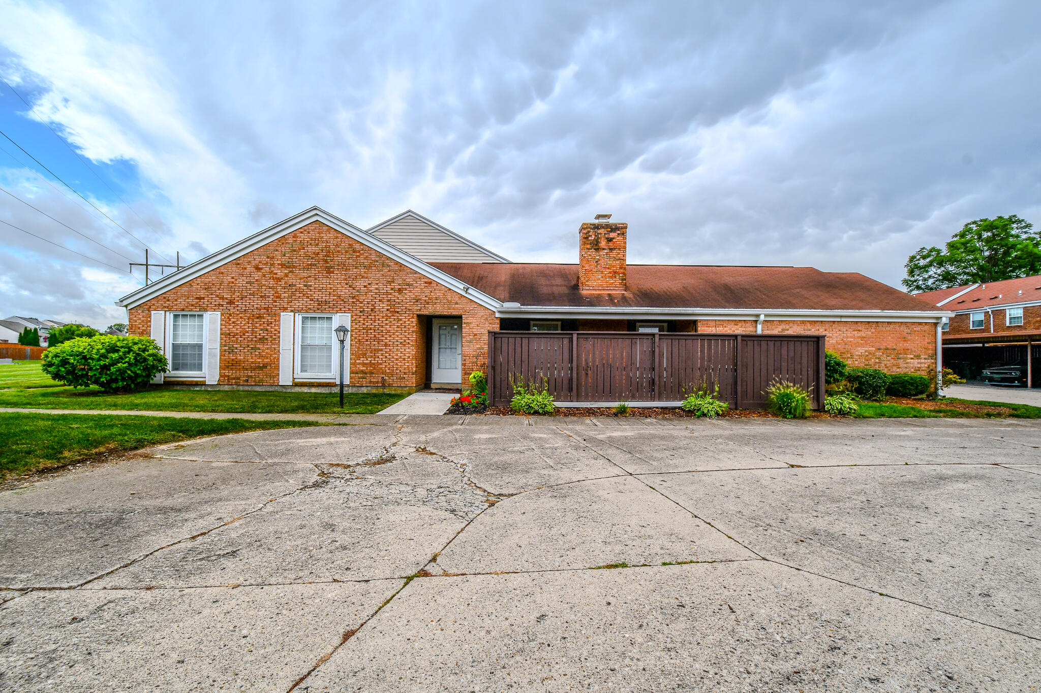 1411 Williamsburg Court, Fairborn, Ohio 45324