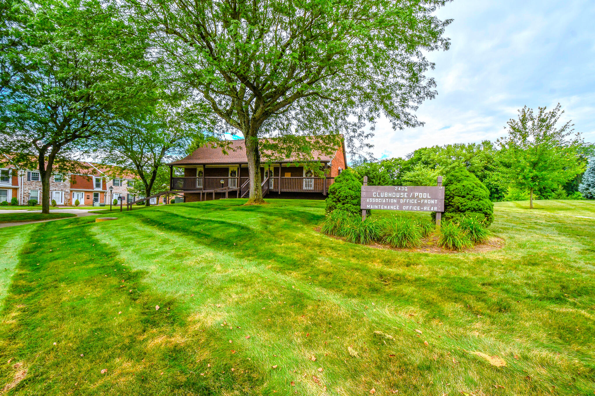 1411 Williamsburg Court, Fairborn, Ohio 45324