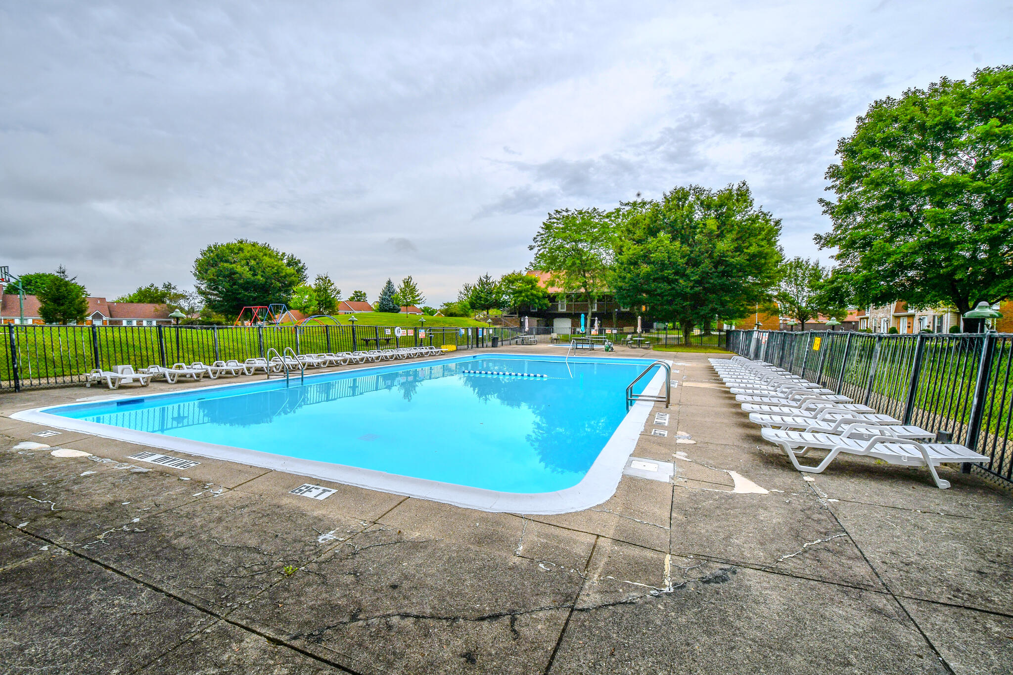 1411 Williamsburg Court, Fairborn, Ohio 45324
